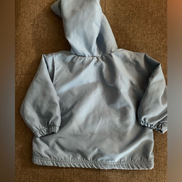 Disney embroidered Mickey’s Beach Club Quarterzip size 6-12 months - Picture 4 of 4